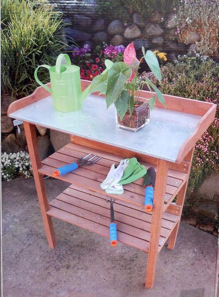 Holz Pflanztisch mit verzinkter Arbeitsplatte und 2 Ablagen 76x37x90,5cm